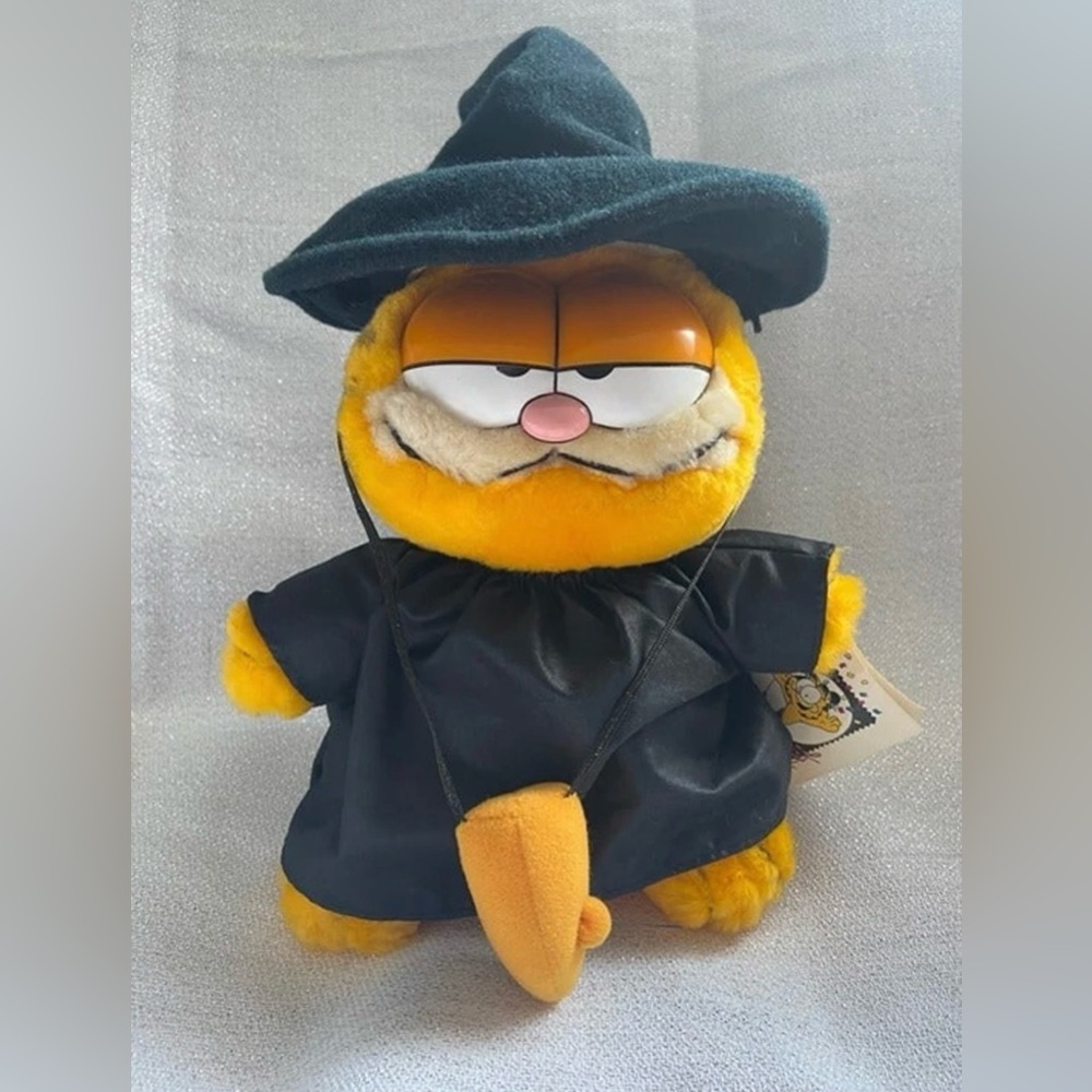 Vintage Garfield as a bewitching plush cat “Witchy Poo”